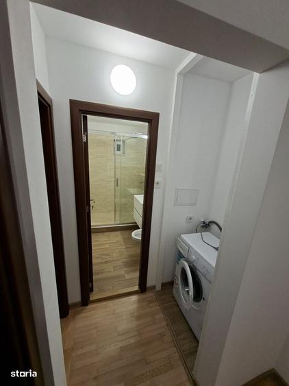 Apartament cu 3 camere decomandat în Eremia
