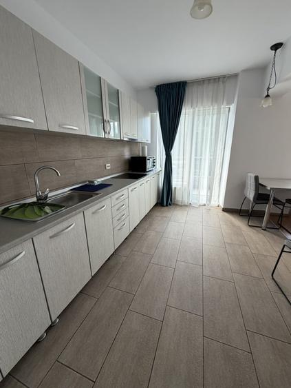 Apartament cu 2 camere semidecomandat, mobilat în Plopilor