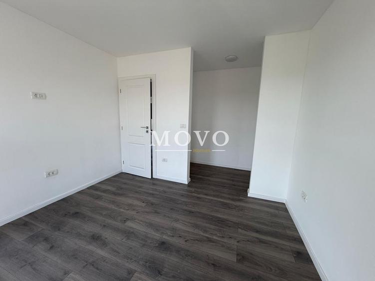 Duplex cu 4 camere cu Teren 250 Mp în Săcălaz