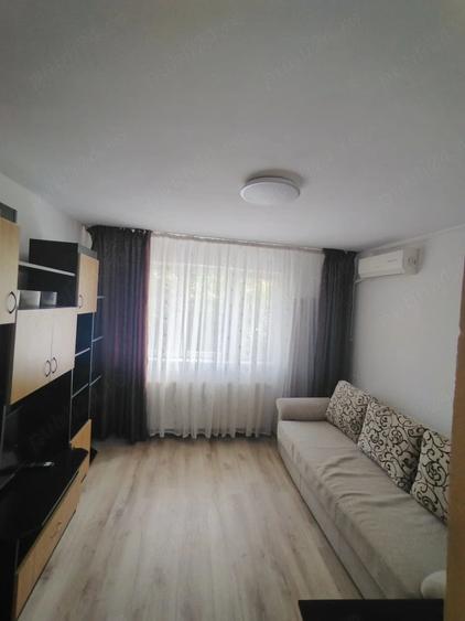 Garsonieră decomandată în Giurgiului