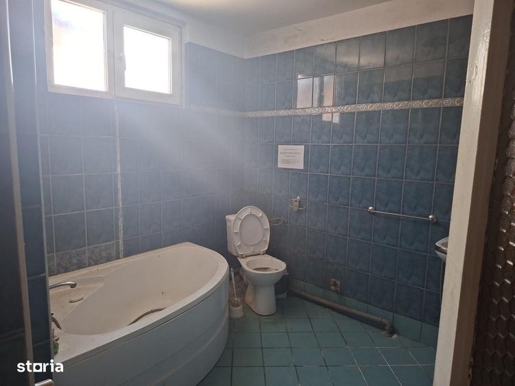 Casă cu 4 camere în Eroilor