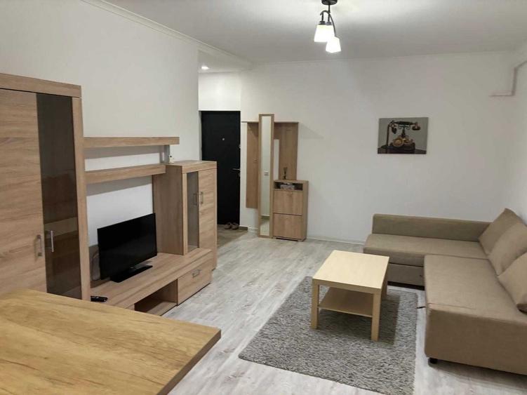 Apartament cu 2 camere decomandat în Roșu