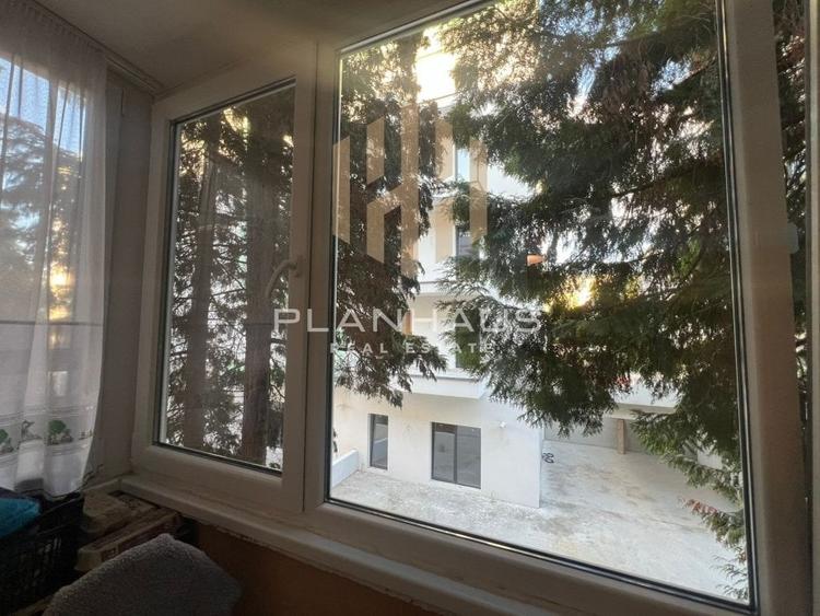 Apartament cu 3 camere decomandat, mobilat în Ultracentral