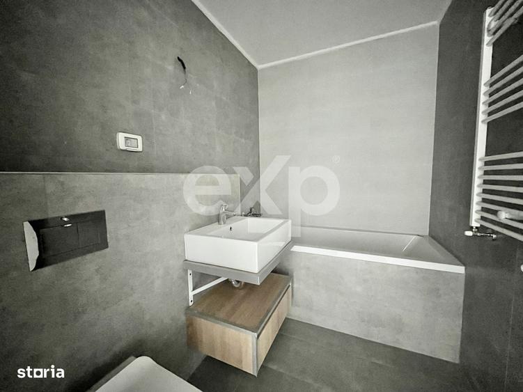 De vanzare apartament 2 camere parcare subterana piscina exterioara Mo - 1