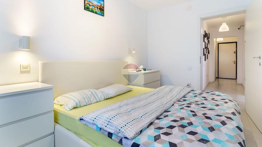 Apartament cu 3 camere semidecomandat, mobilat în Mănăștur