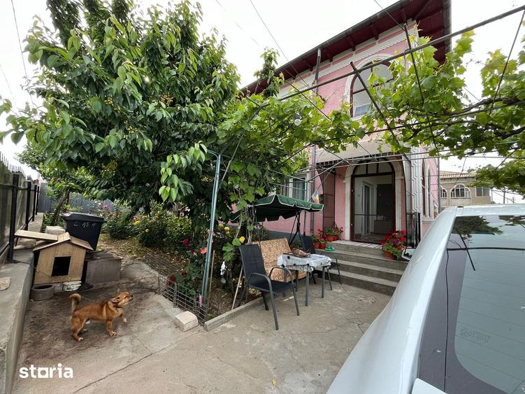 Casă cu 5 camere cu Teren 400 Mp în Central