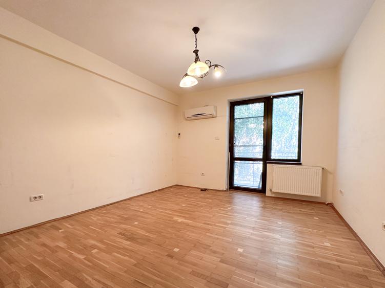 Duplex cu 4 camere cu Teren 124 Mp în Aviației