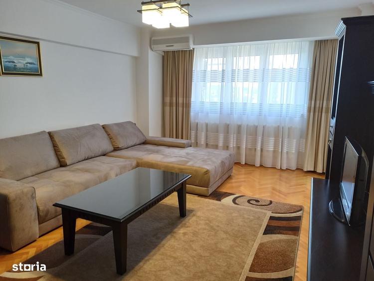 Apartament cu 3 camere decomandat în Ultracentral