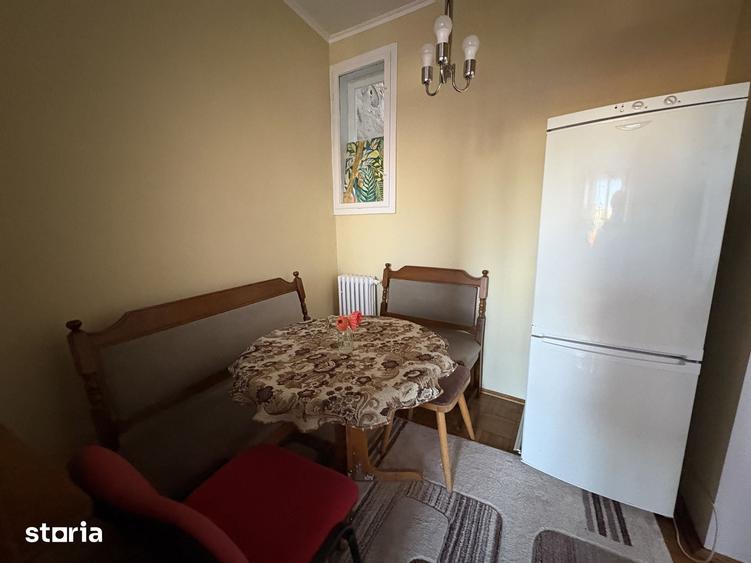 Apartament cu 3 camere în Central