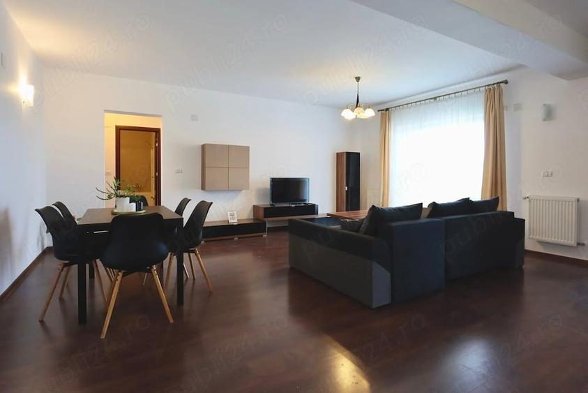 Apartament cu 3 camere semidecomandat în Subcetate