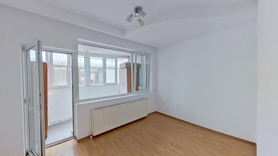 Apartament cu 2 camere semidecomandat în Liviu Rebreanu