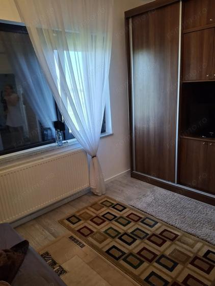 Casă cu 4 camere cu Teren 250 Mp în Prelungirea Ferentari
