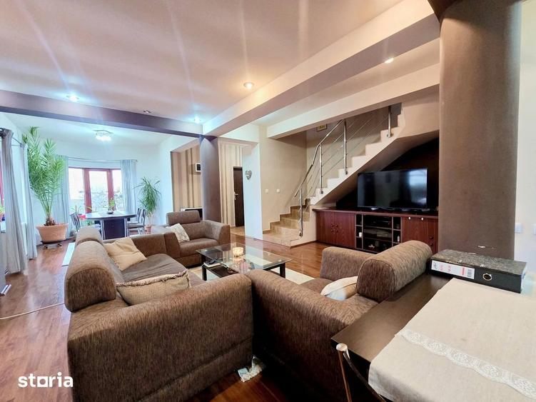 Casă cu 4 camere cu Teren 370 Mp în Dobroești