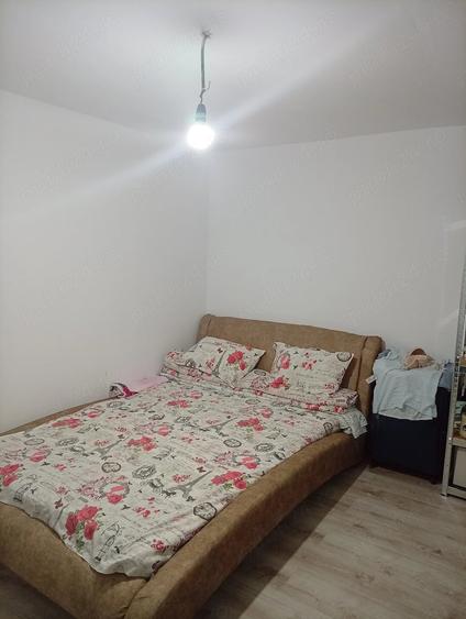 Casă cu 3 camere cu Teren 500 Mp în Cerșani