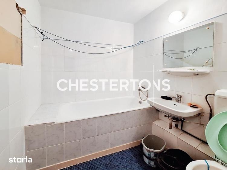 Apartament cu 3 camere semidecomandat în Pantelimon