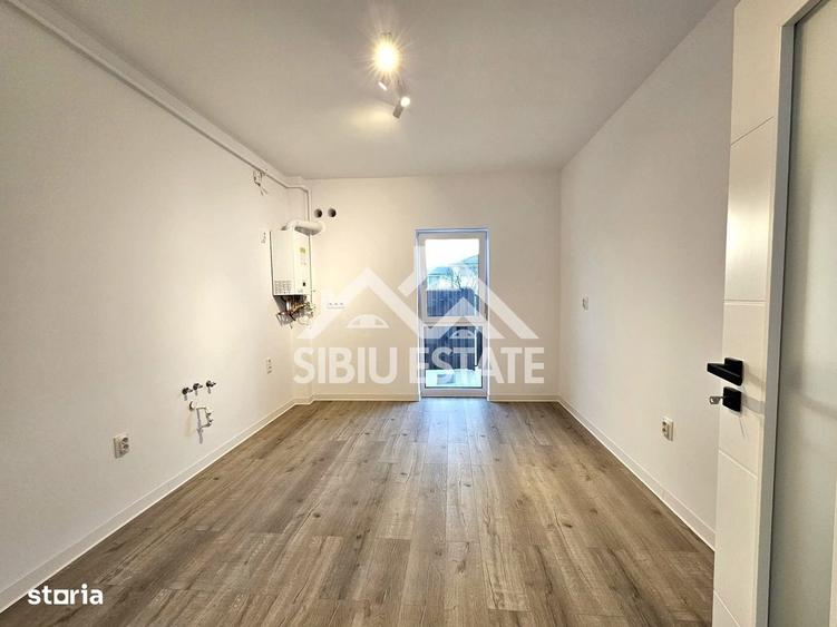Apartament 2 camere decomandat, 2 parcari - 4