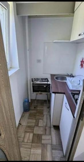 Apartament cu 2 camere semidecomandat în Tomis Nord