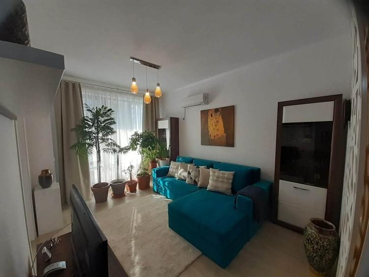 Apartament cu 2 camere decomandat în Aviației