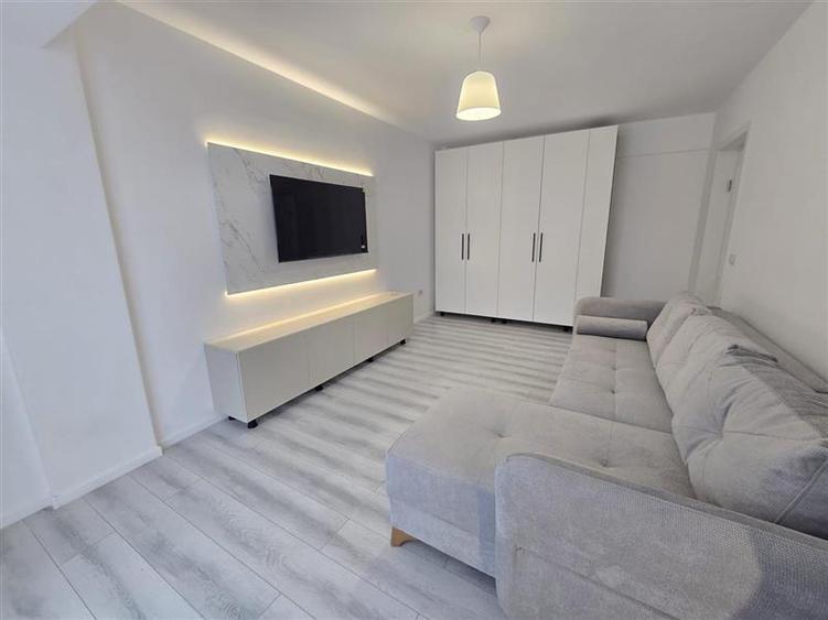 Apartament cu 2 camere decomandat, mobilat în Cug