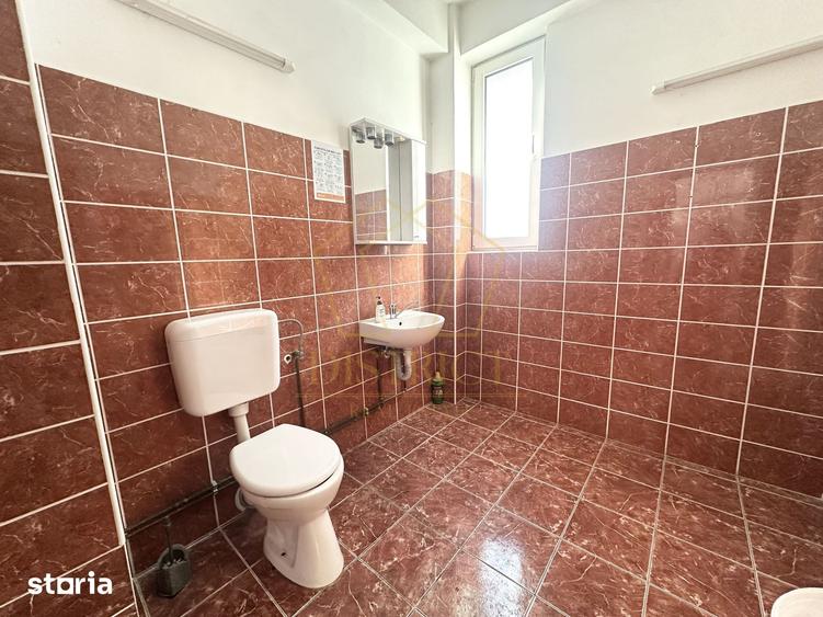Spațiu comercial, de 420 mp, în Girocului