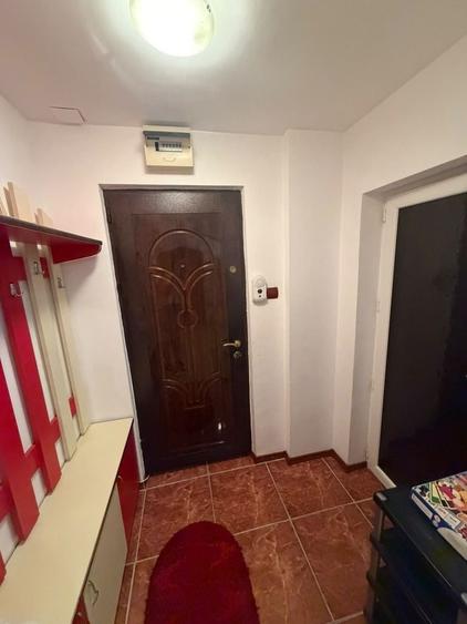Apartament cu 2 camere semidecomandat în Marna