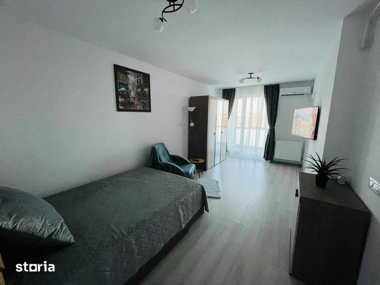 Garsonieră decomandată în Central