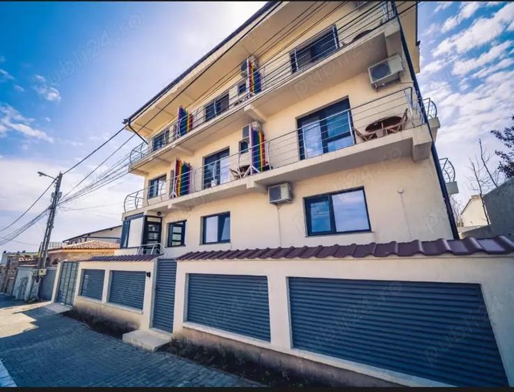 Casă cu 6 camere cu Teren 257 Mp în Vama Veche
