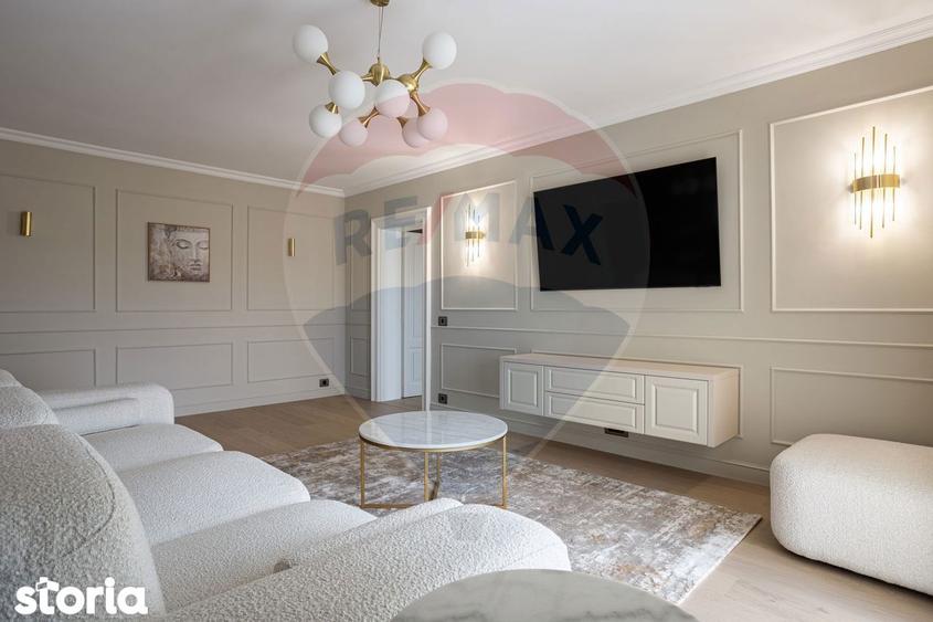 Apartament cu 3 camere, mobilat în Subcetate