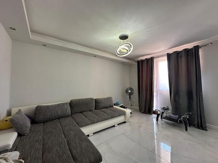 Casă cu 4 camere în Bujac