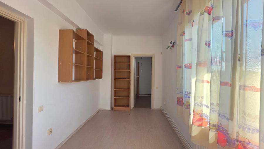 Casă cu 6 camere cu Canalizare în Grădiștea