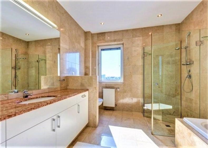 Apartament cu 4 camere în Primăverii