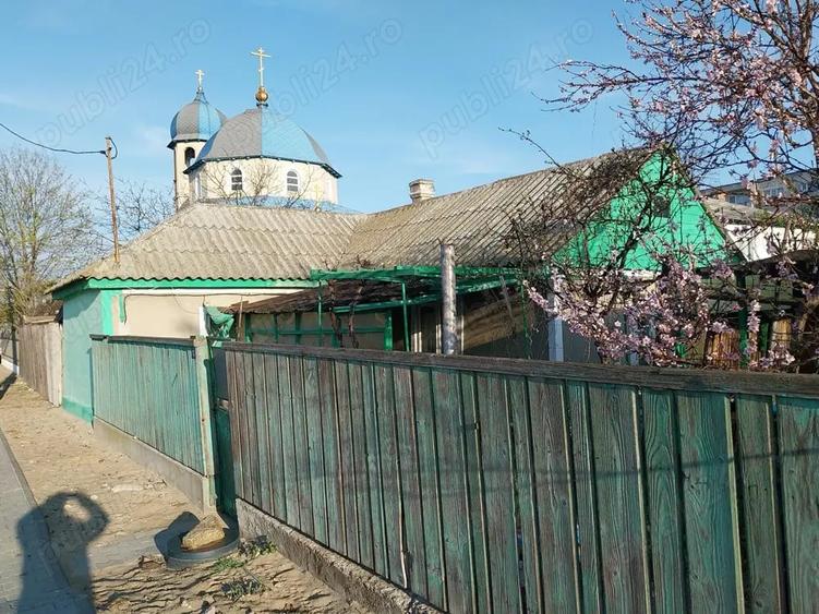 Casă cu 4 camere în Sulina