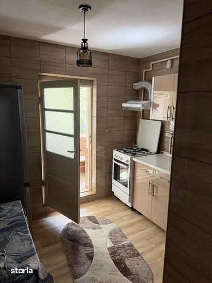 Apartament cu 3 camere în Racovița
