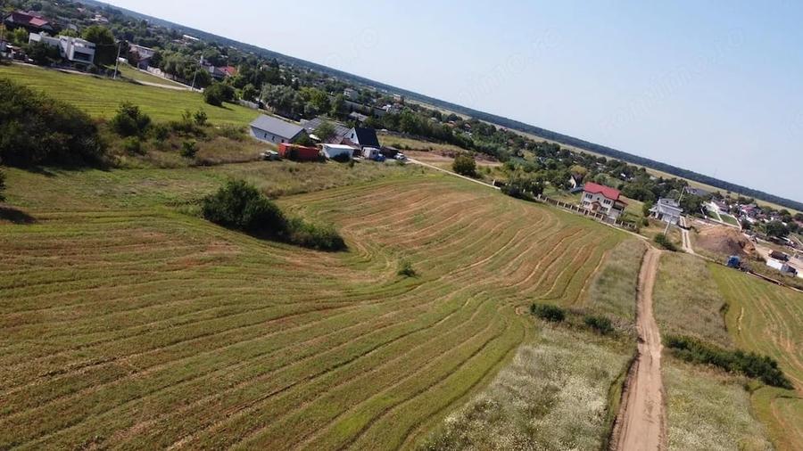 Teren de 10789 mp, în Snagov