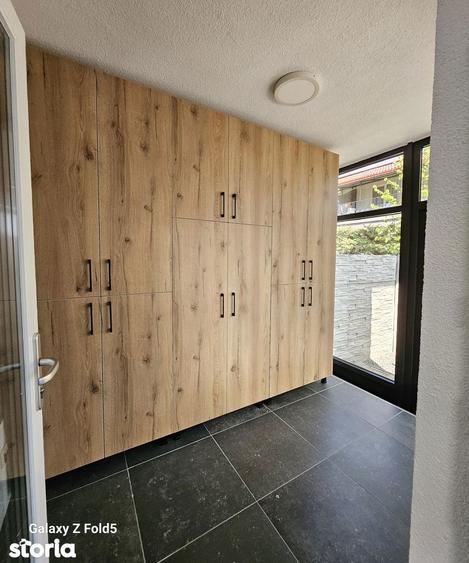 Casă cu 4 camere cu Teren 250 Mp în Central