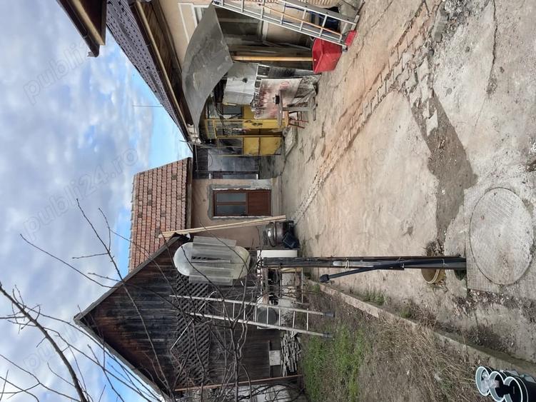 Casă cu 4 camere cu Teren 485 Mp în Central