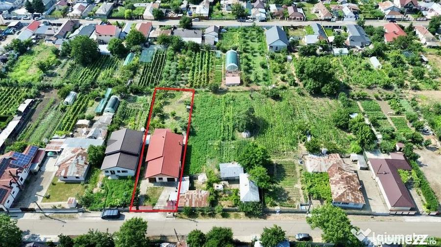 Casă cu 4 camere cu Teren 873 Mp în Vânători
