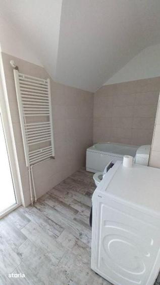 Casă cu 4 camere cu Teren 450 Mp în Aviației