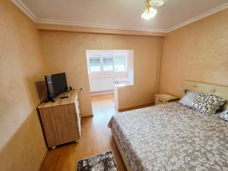 Apartament cu 2 camere decomandat în 9 Mai