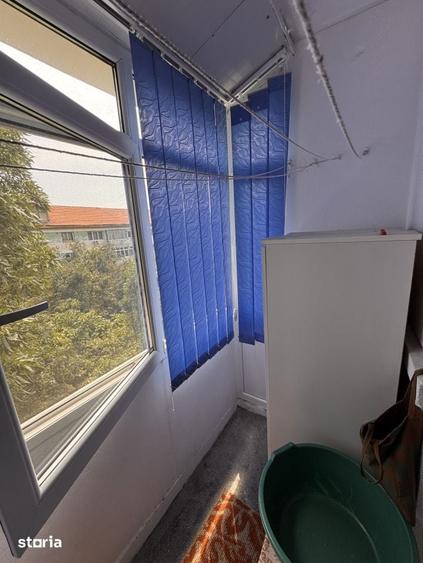 Apartament cu 3 camere decomandat în Lăpuș Argeș