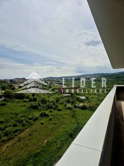 Apartament cu 4 camere semidecomandat în Zorilor