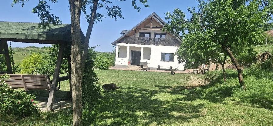 Casă cu Teren 2860 Mp în Țigănași