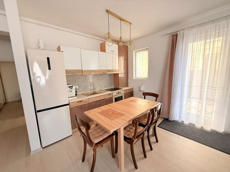 Apartament cu 2 camere decomandat în Giroc