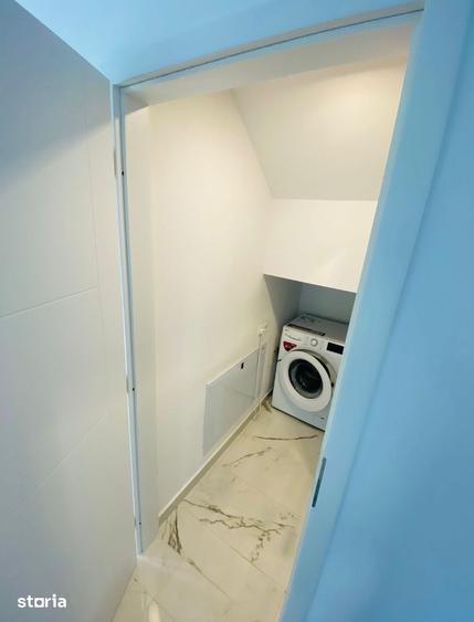 Casă cu 5 camere cu Teren 377 Mp în Rediu