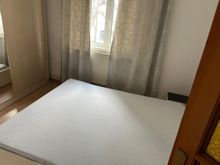 Apartament cu 2 camere decomandat în Exterior Vest