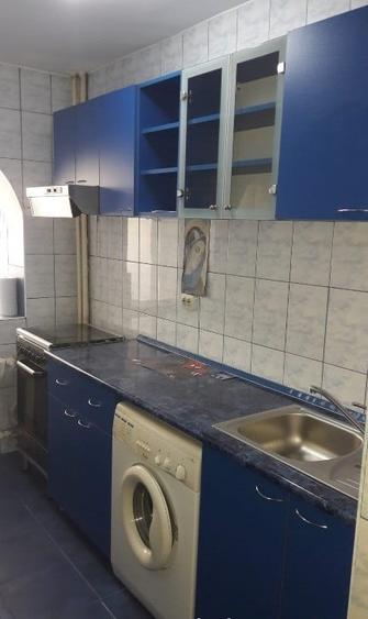 Garsonieră decomandată în Central