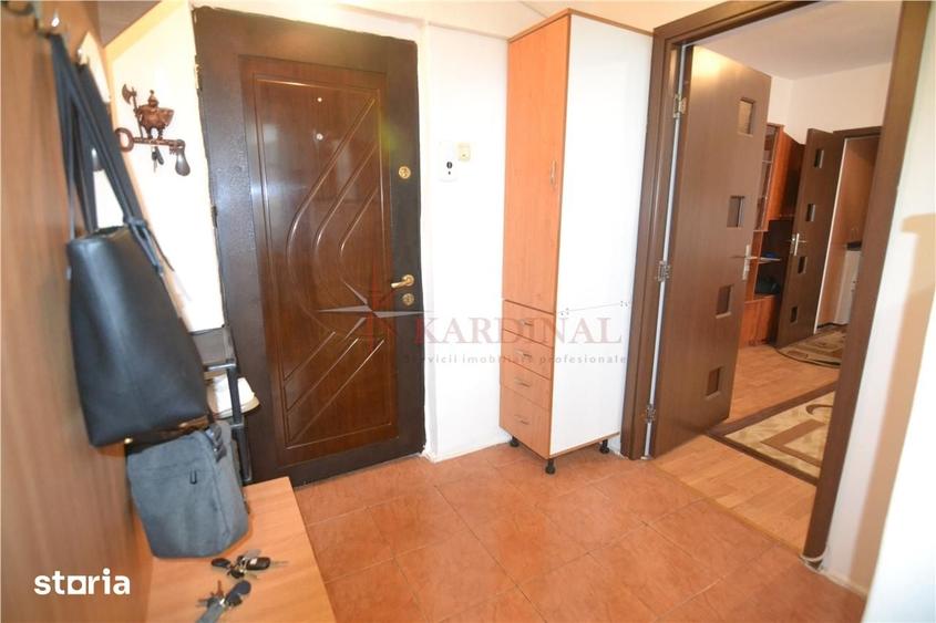 Apartament cu 2 camere semidecomandat în Astra