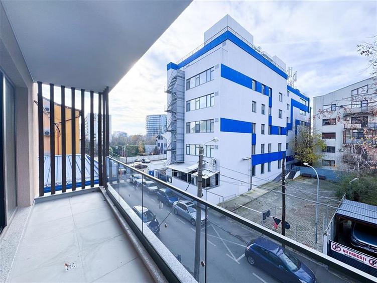 Apartament cu 2 camere decomandat în Aviației