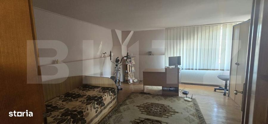 Casă cu 4 camere în Central