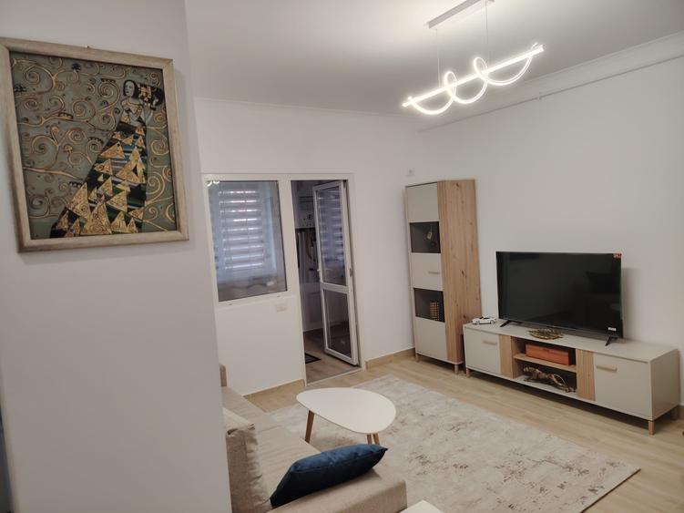 Apartament cu 2 camere decomandat în Chiajna